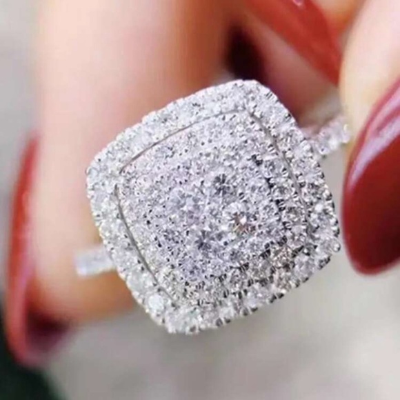 Odette Princess Cut Bridal Wedding Ring - Picture 6 of 10